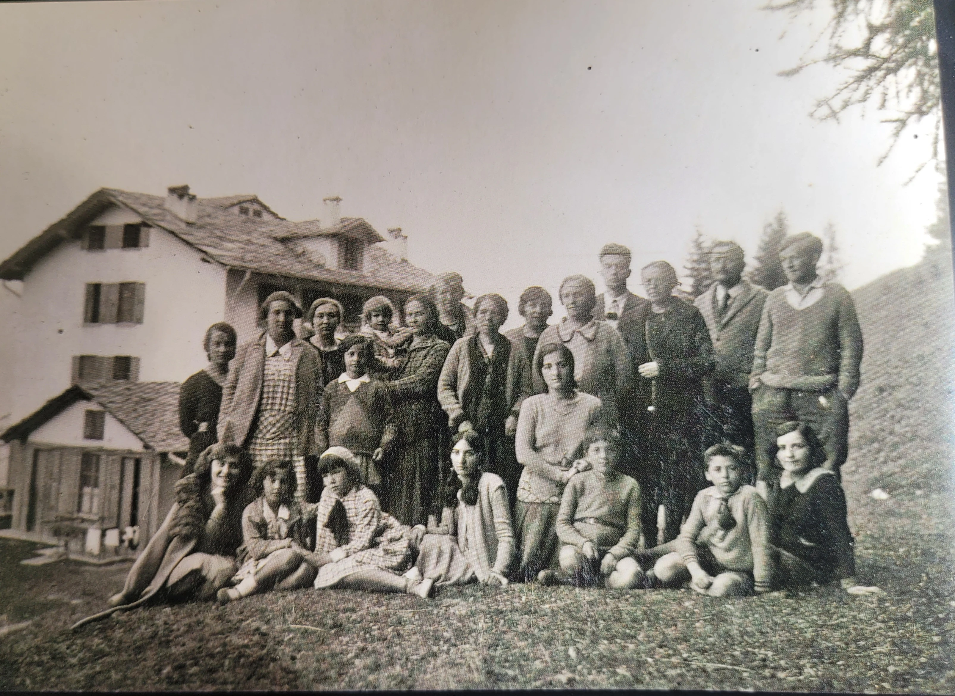 Dettaglio storico delle diciannove stanze di Villa Tea